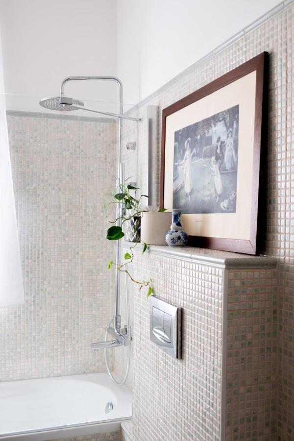Ab Ovo Bed & Breakfast Cagliari Bagian luar foto